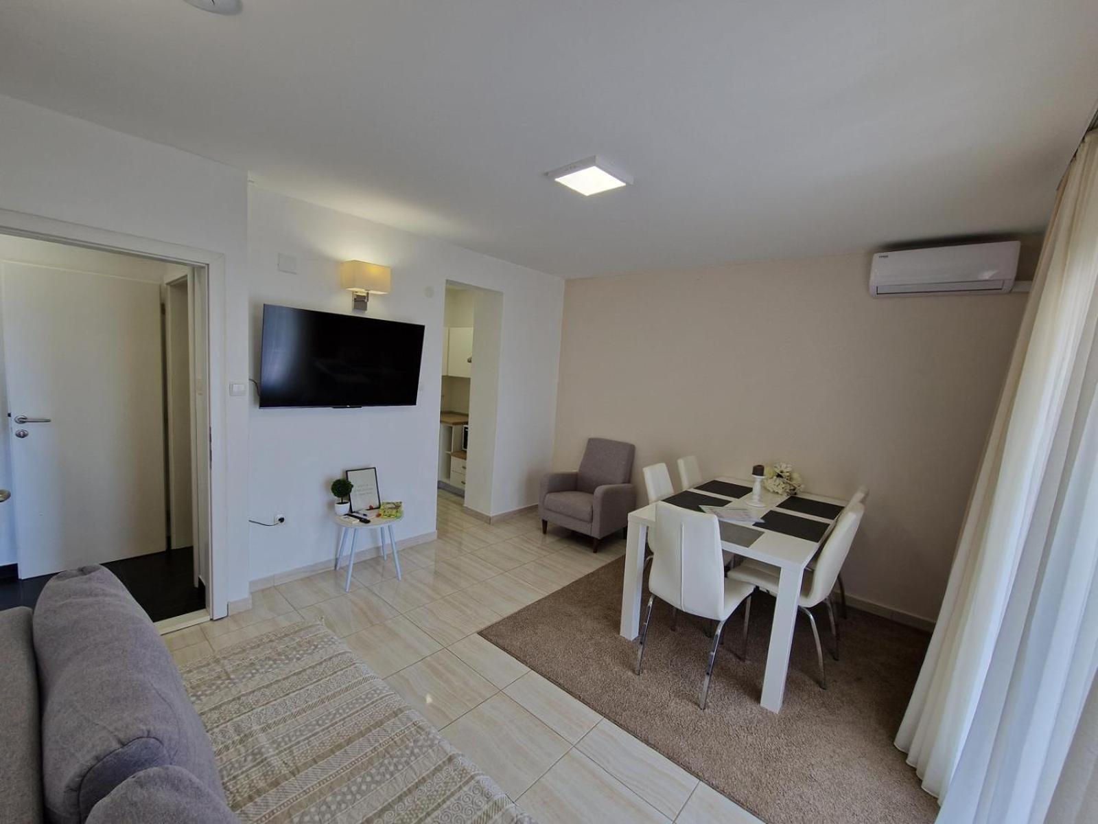Apartmani Kristijan Crikvenica Exterior photo
