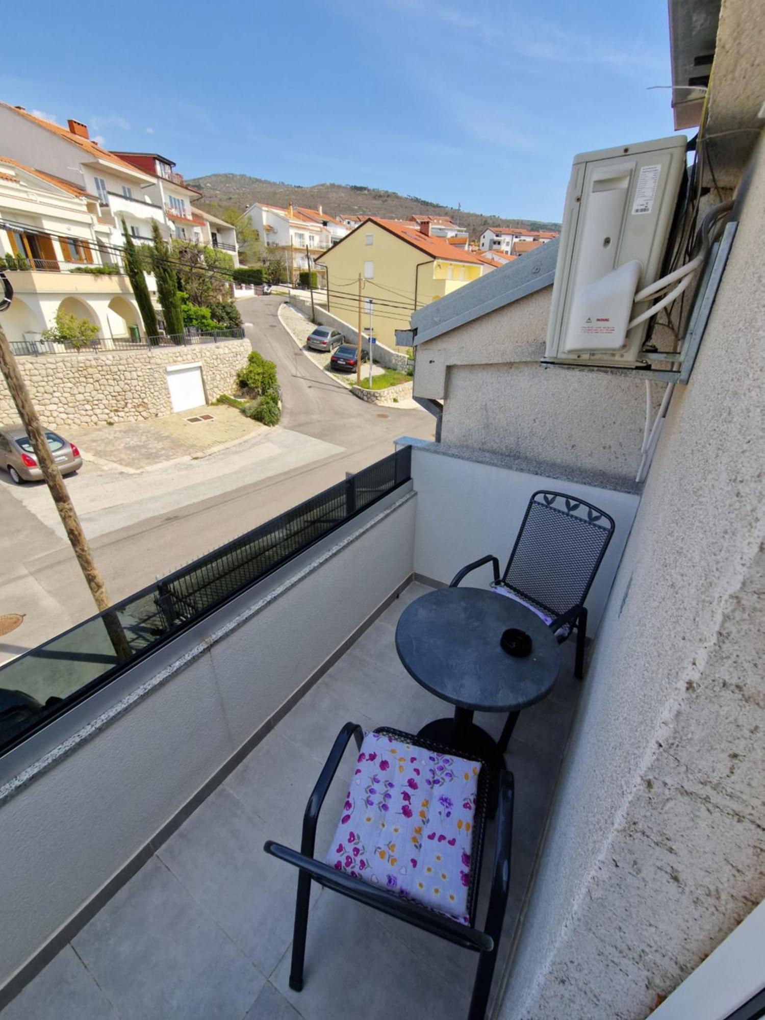 Apartmani Kristijan Crikvenica Exterior photo