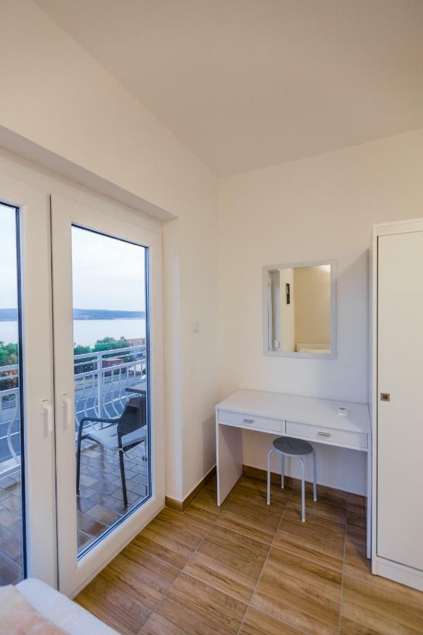 Apartmani Kristijan Crikvenica Exterior photo