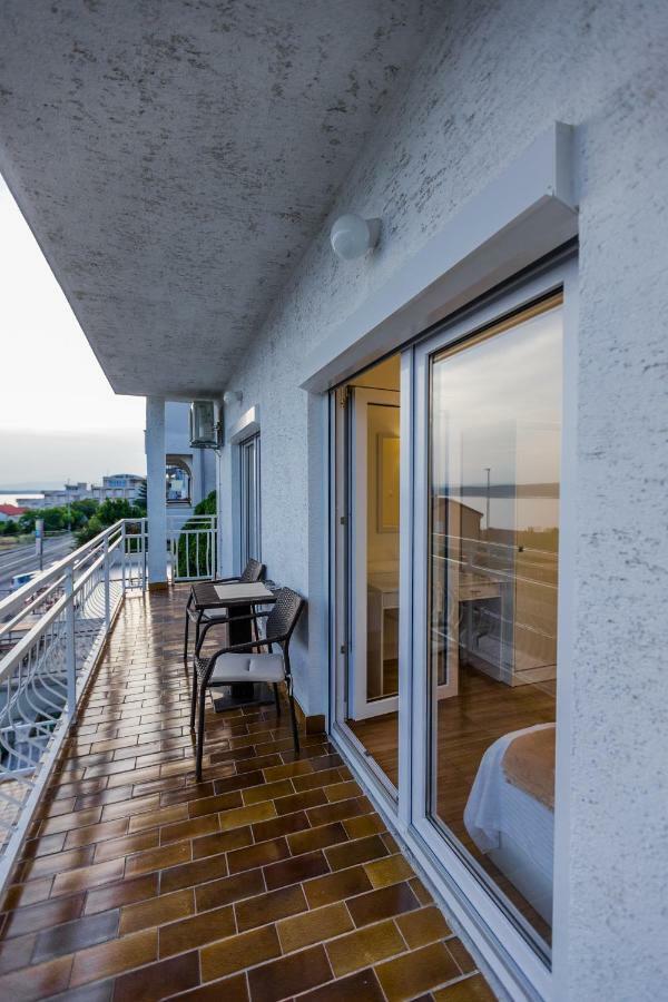 Apartmani Kristijan Crikvenica Exterior photo